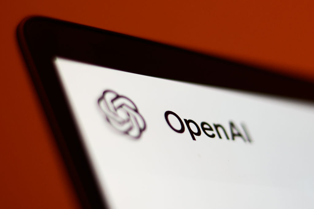 OpenAI Tìm Kiếm 'Thuyền Trưởng An Toàn': Đối Mặt với Rủi Ro AI Tiềm Ẩn