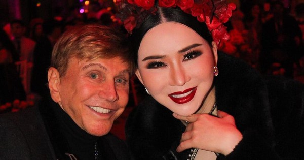 Drama Hoa Hậu Hoàn Vũ: Cựu CEO Anne Jakrajutatip Bị Truy Nã, Lẩn Trốn Ở Mexico?