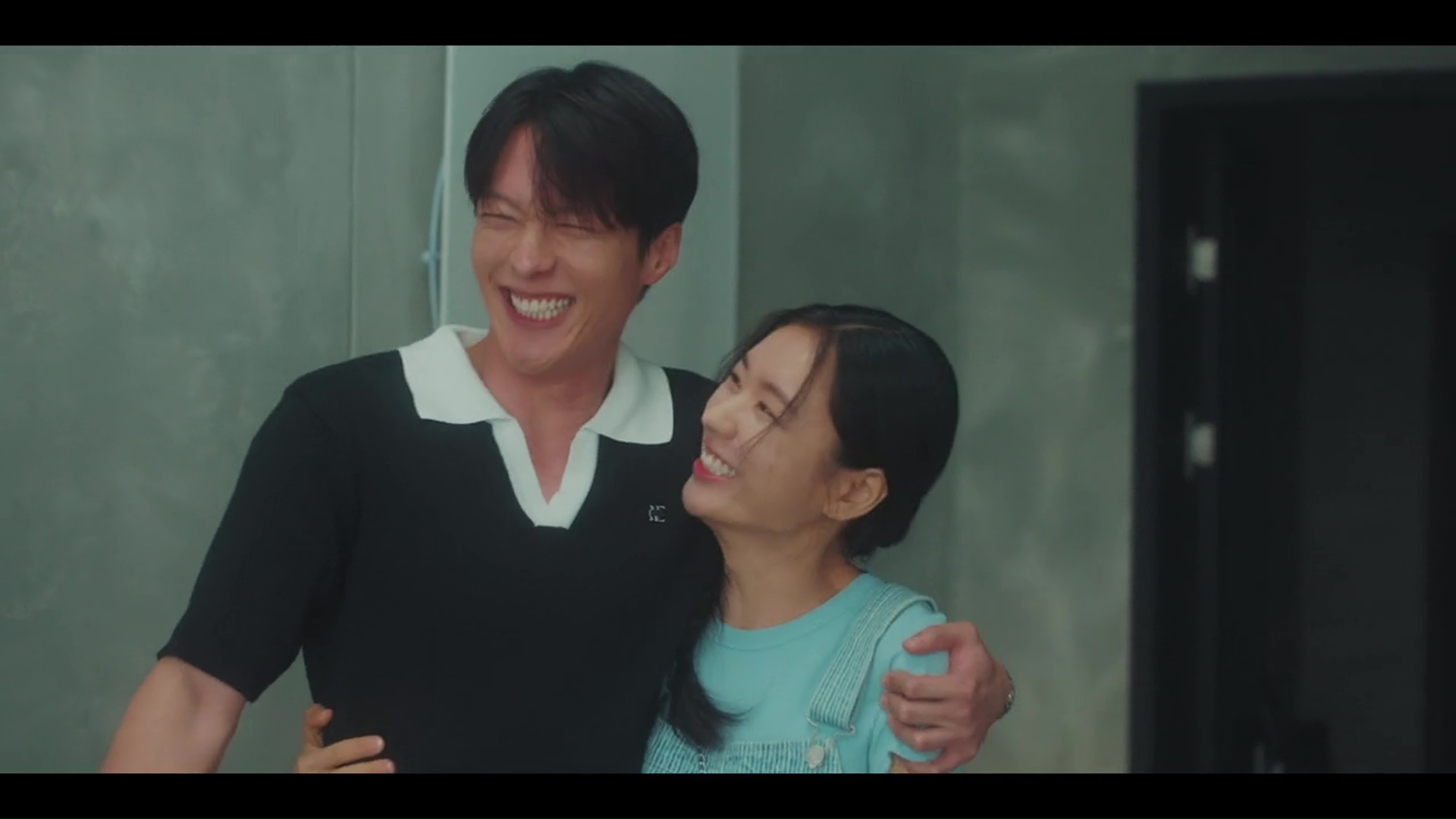 Dynamite Kiss: Khi Rom-Com Hàn Quốc Đi Quá Đà và Cái Kết