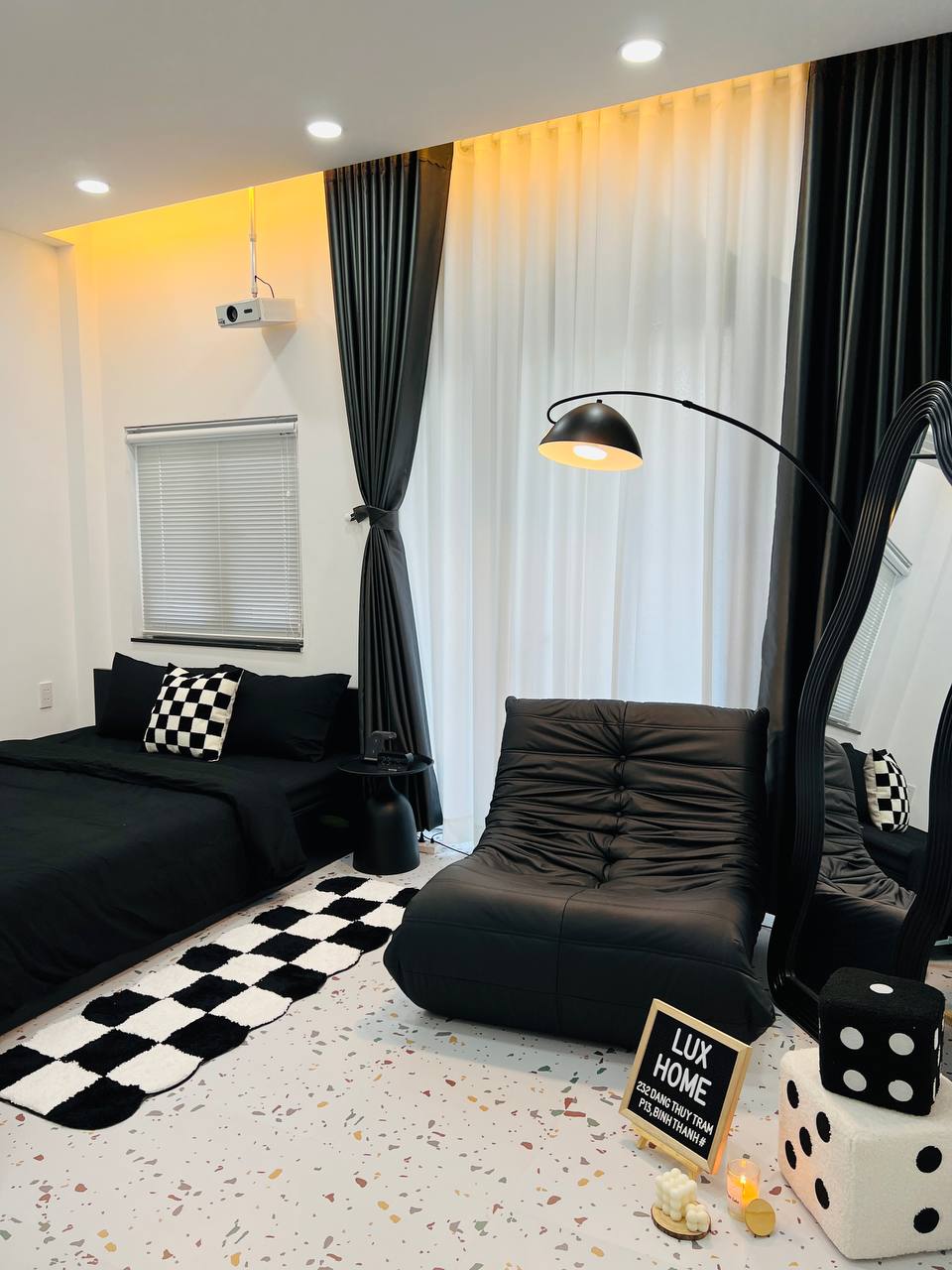 Lux Home 104 VIP