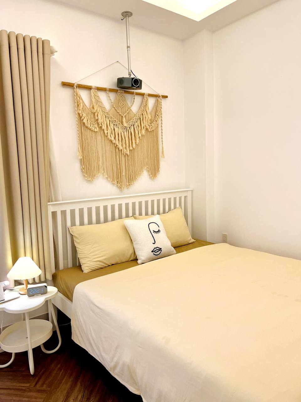 Lux Home 103 - View 2