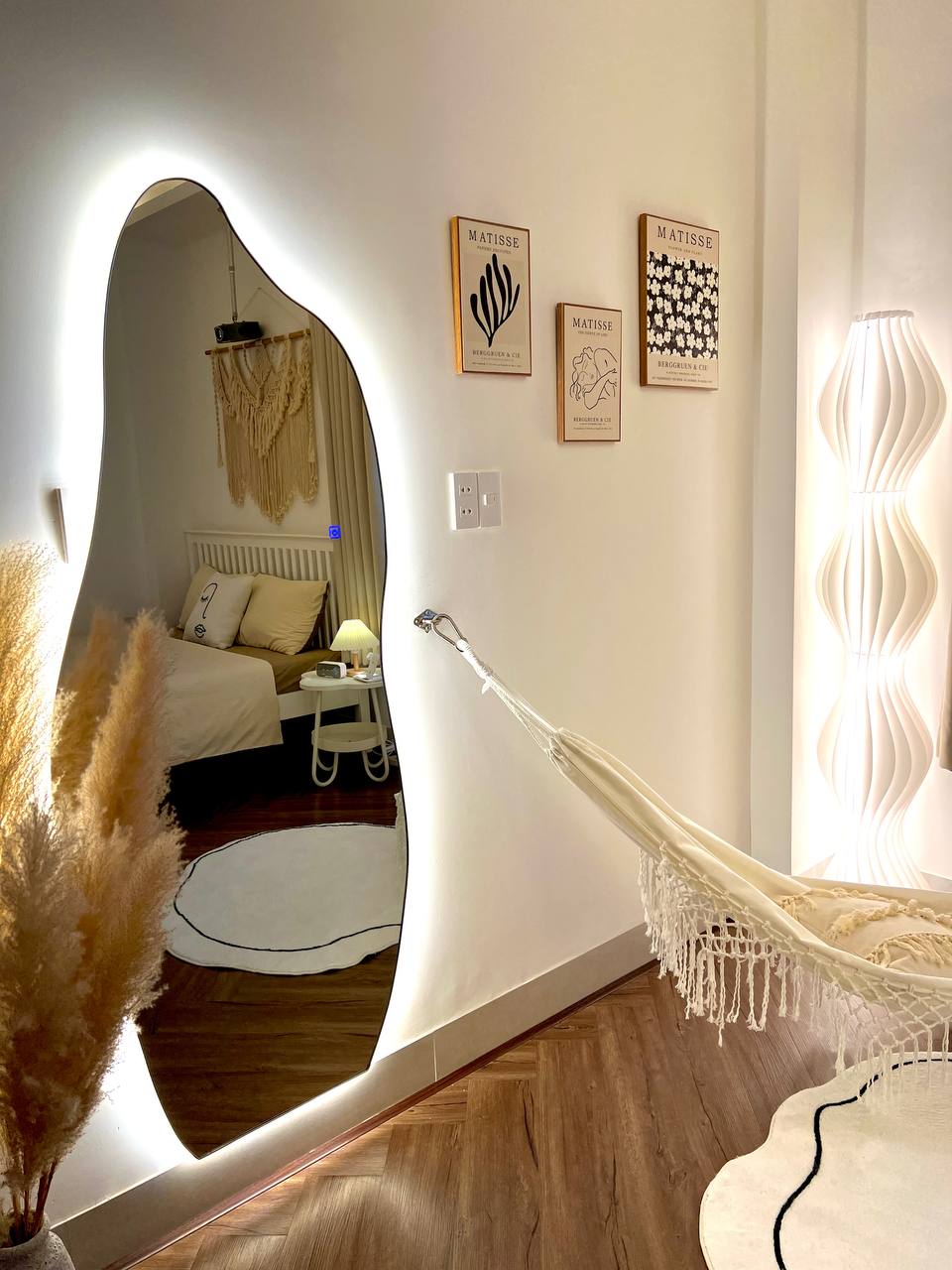 Lux Home 103 - View 5