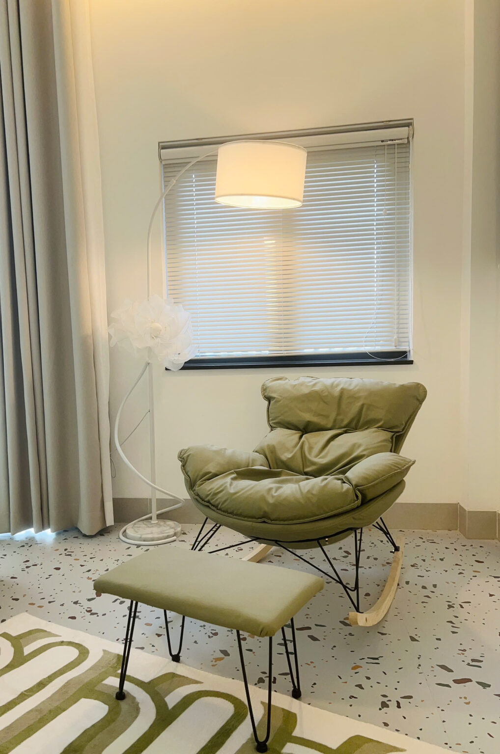 Lux Home 106 - View 4